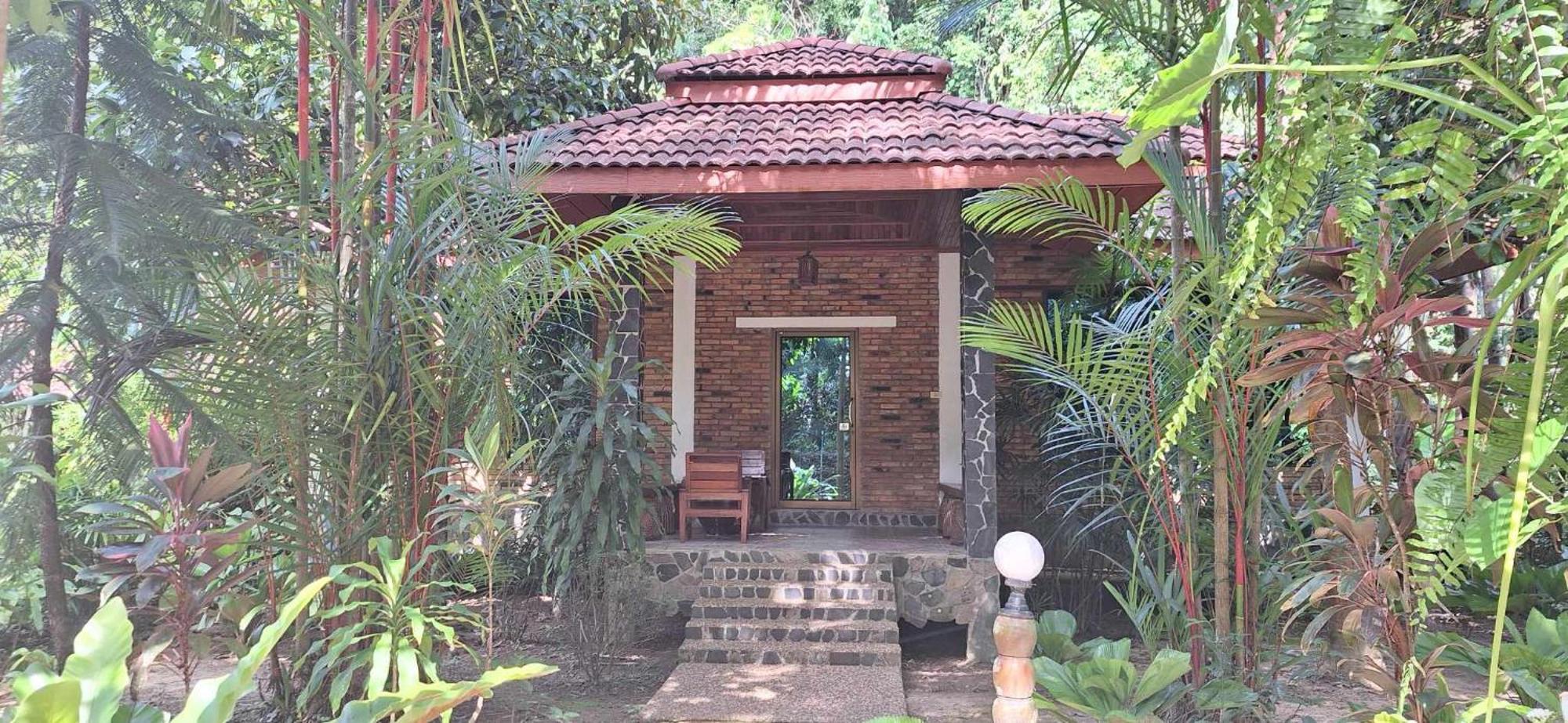 Hotel Khaosok And Spa Khao Sok National Park Екстер'єр фото