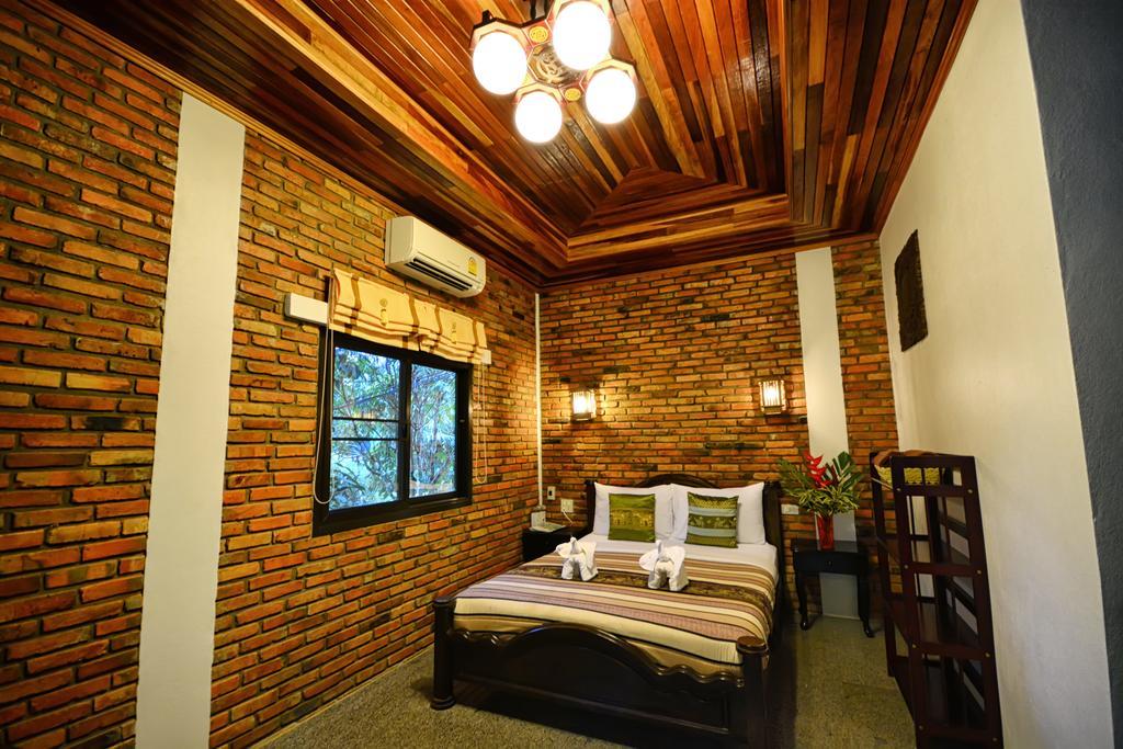 Hotel Khaosok And Spa Khao Sok National Park Екстер'єр фото