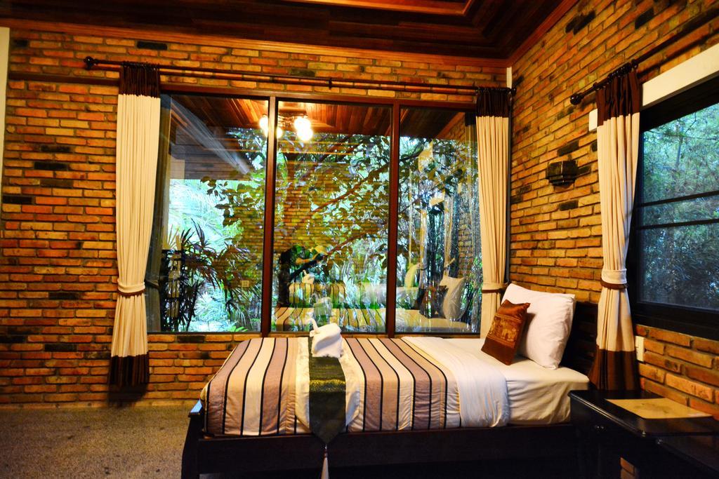 Hotel Khaosok And Spa Khao Sok National Park Екстер'єр фото