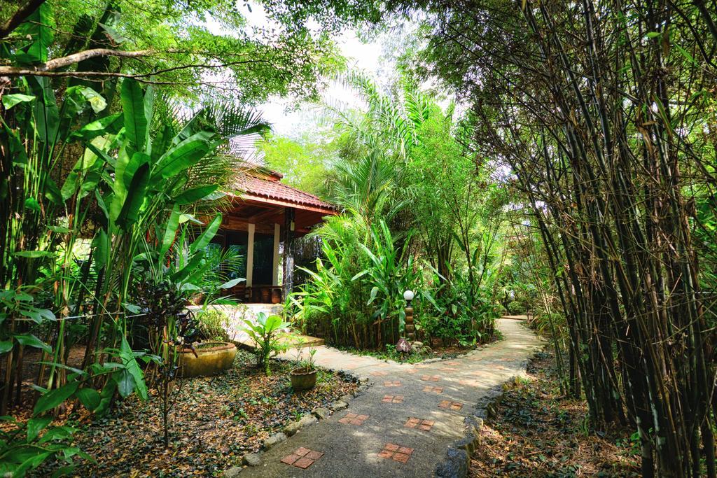 Hotel Khaosok And Spa Khao Sok National Park Екстер'єр фото